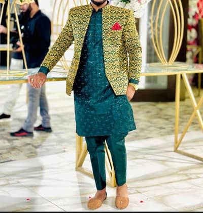 groom dress