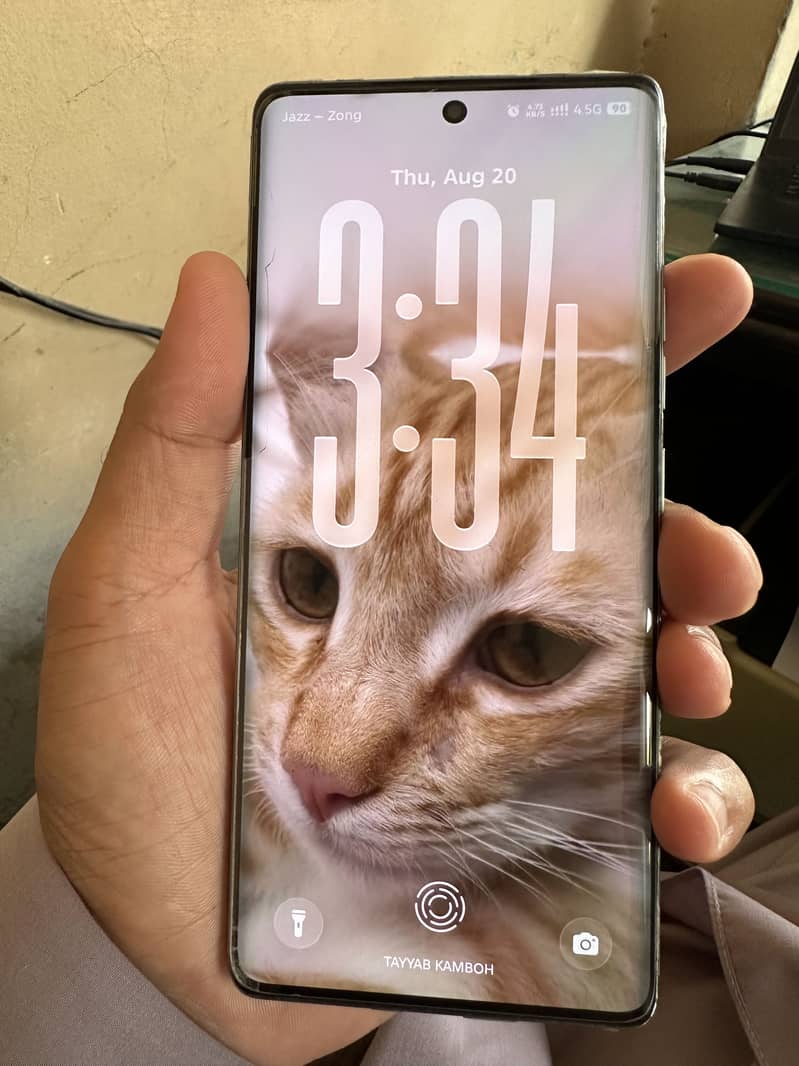 Tecno CAMON 40 Pro 0