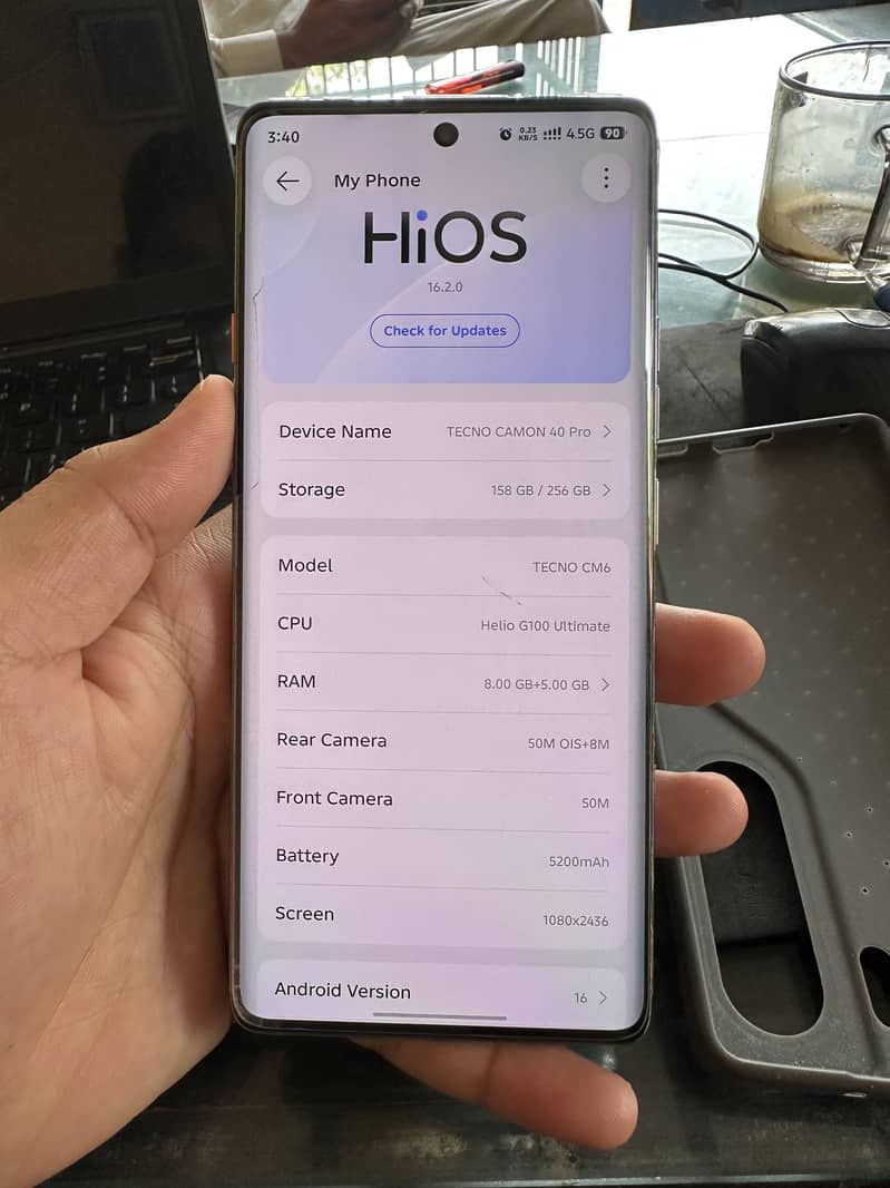 Tecno CAMON 40 Pro 1