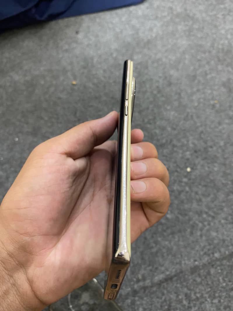 Tecno CAMON 30S 4