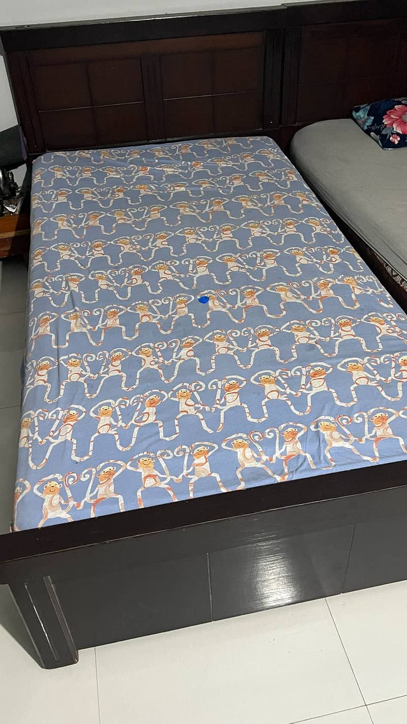 Single beds 3