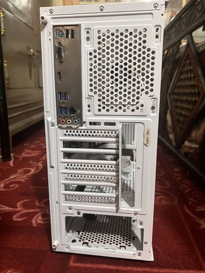 Thunder Furor Case &  Gigabyte A520 MKV2 Motherboard