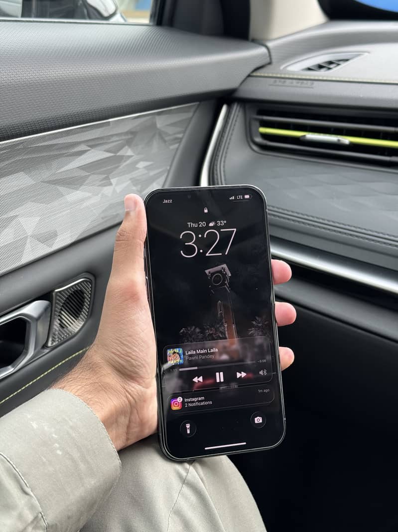 iPhone 13 pro max 8