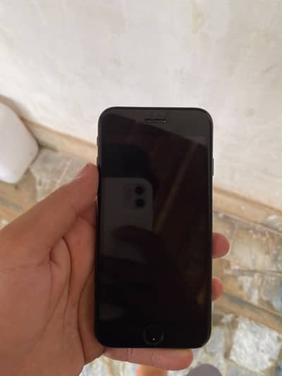 Apple iPhone 7