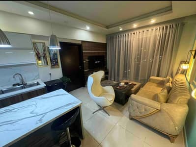 One bedroom luxury apartment in Elysium available on daily basis