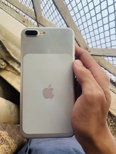 Apple iPhone 7 Plus pta approved rom128 condition10by9 cal03102232405