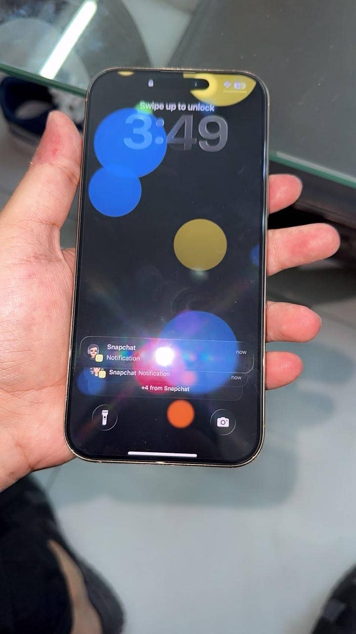 Apple iPhone 16 Pro Max 4