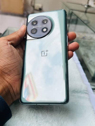 One Plus 11 5G 10/10