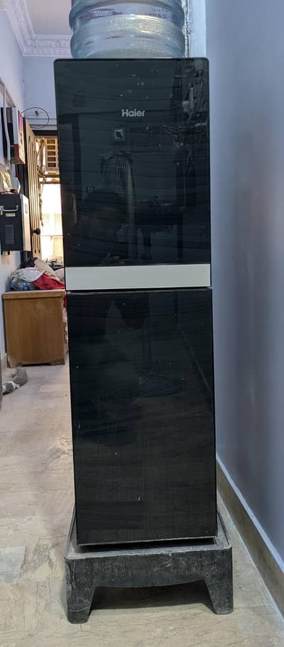 Haier Water Dispenser