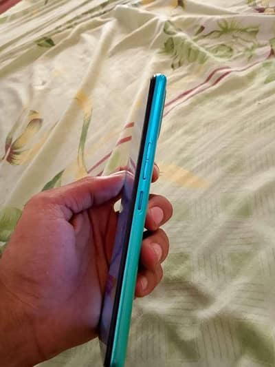 Tecno Spark 7T