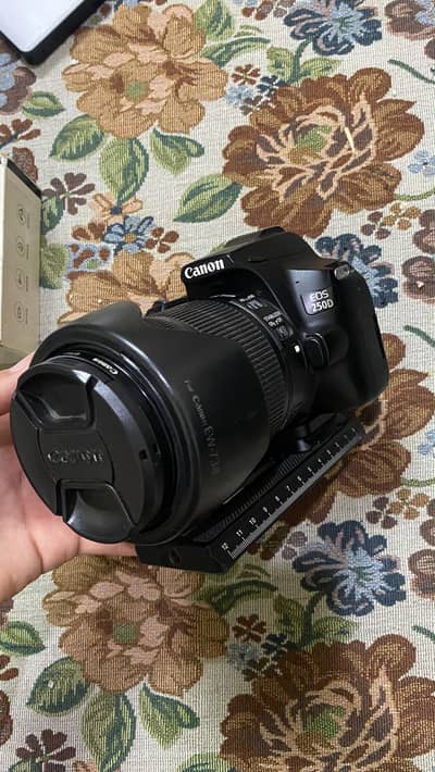 Canon EOS 250D + 18-135mm STM Leans | 2 Batteries | Charger