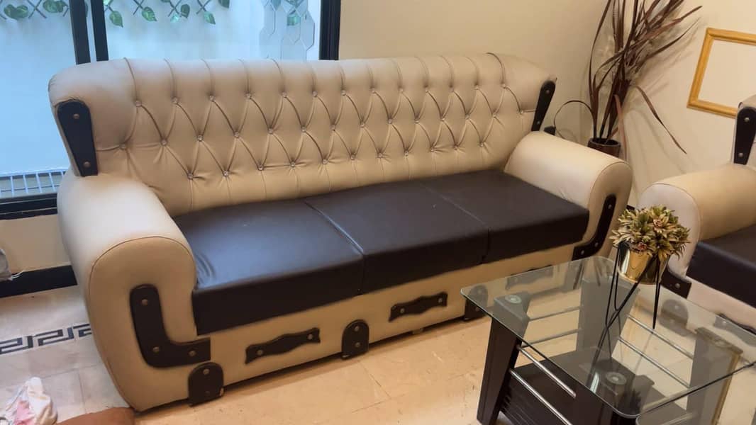new condition sofa 1
