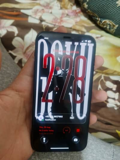 Apple iPhone 12