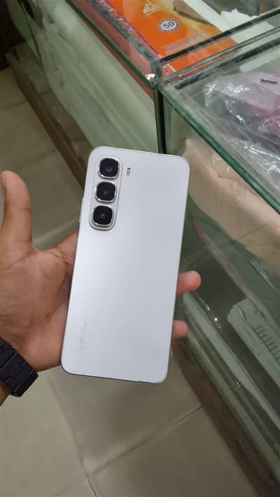 Infinix hot 60i