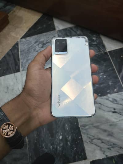 Vivo Y21