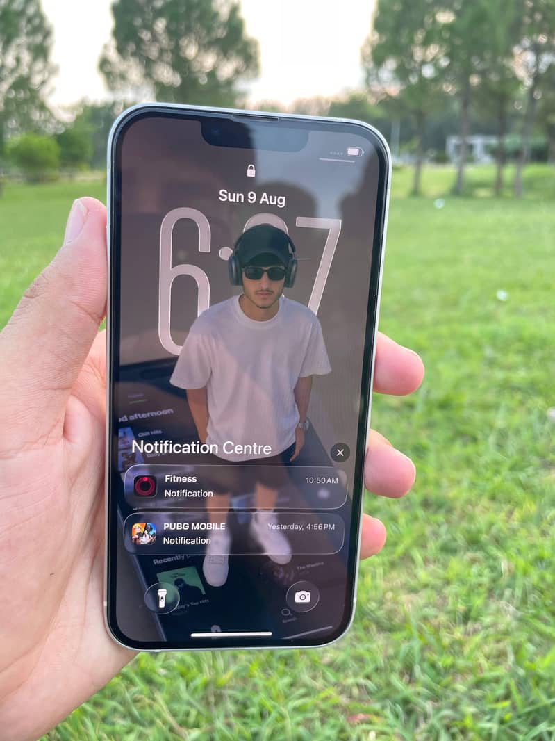 Apple iPhone 13 3