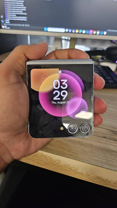 Samsung Mobile Z Flip 5