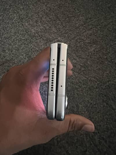 Samsung Mobile Z Fold 3