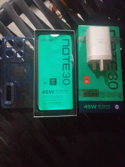 Infinix Note 30 16(256 with original box and original charger