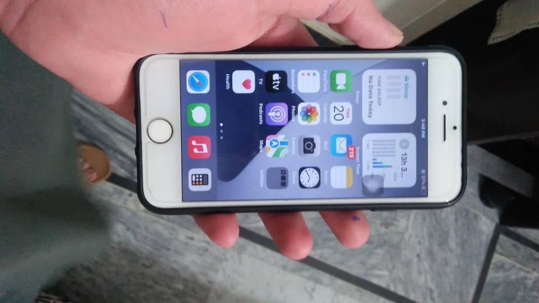 Apple iPhone 7 1