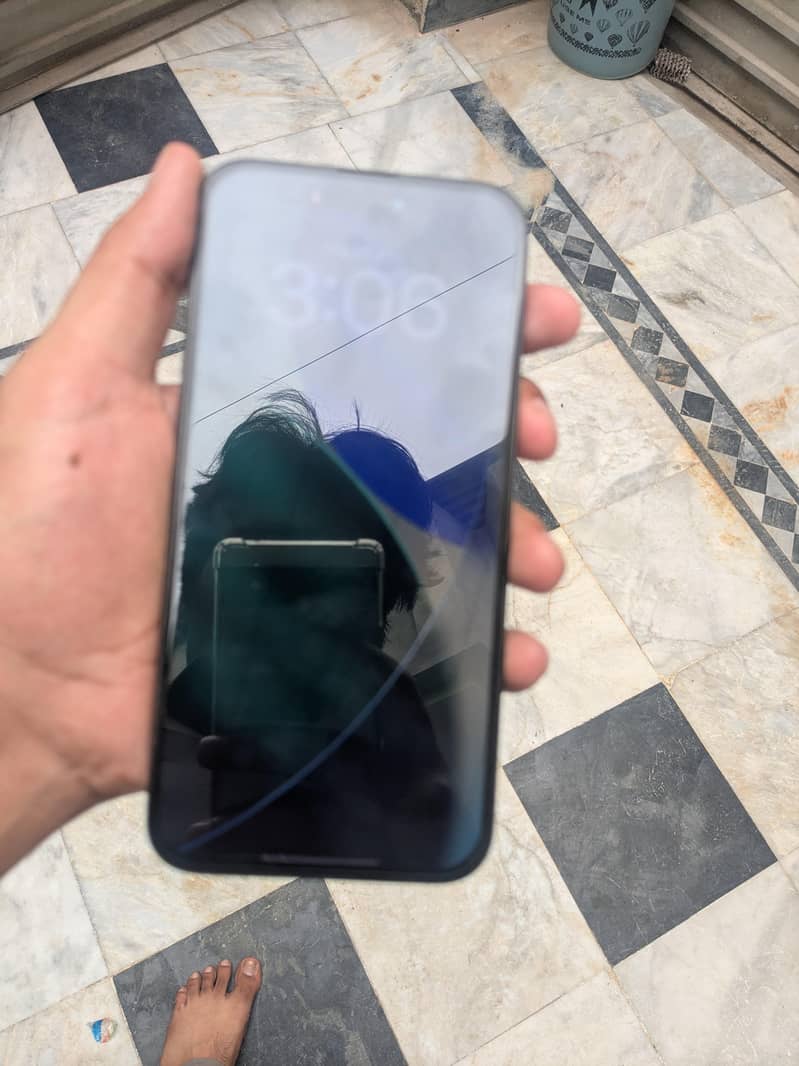 Apple iPhone 15 Pro Max 3