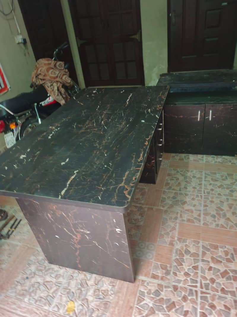 office table 0