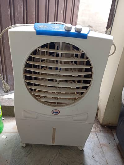 Small air cooler