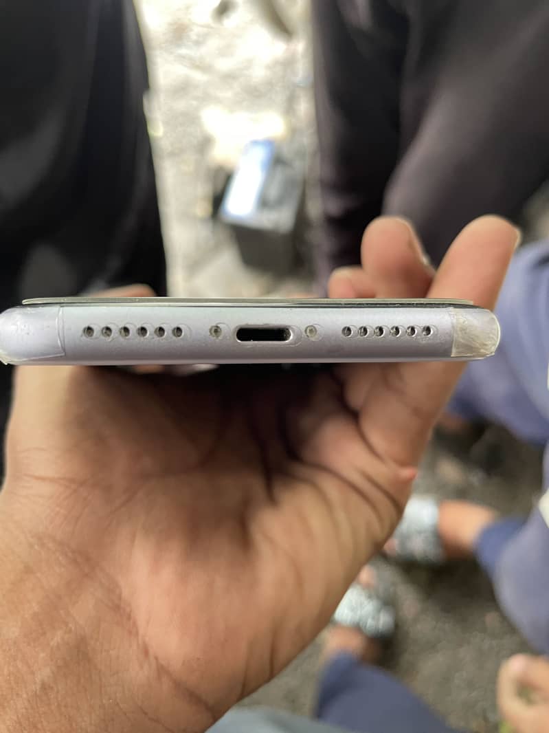 Apple iPhone 11 1