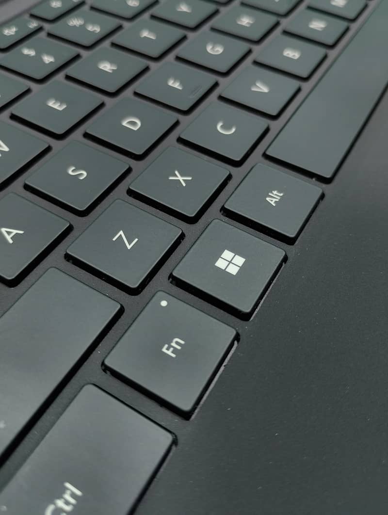 Microsoft surface pro 7 keyboard 0