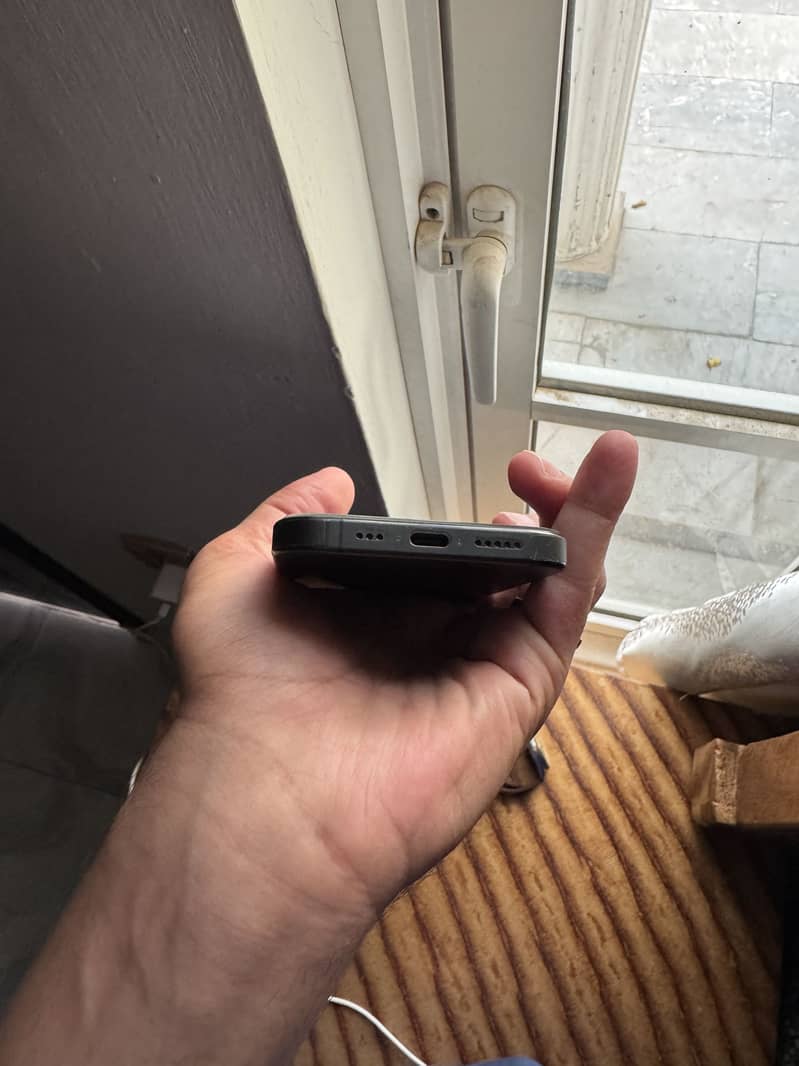 iPhone 15 Pro bypass 4