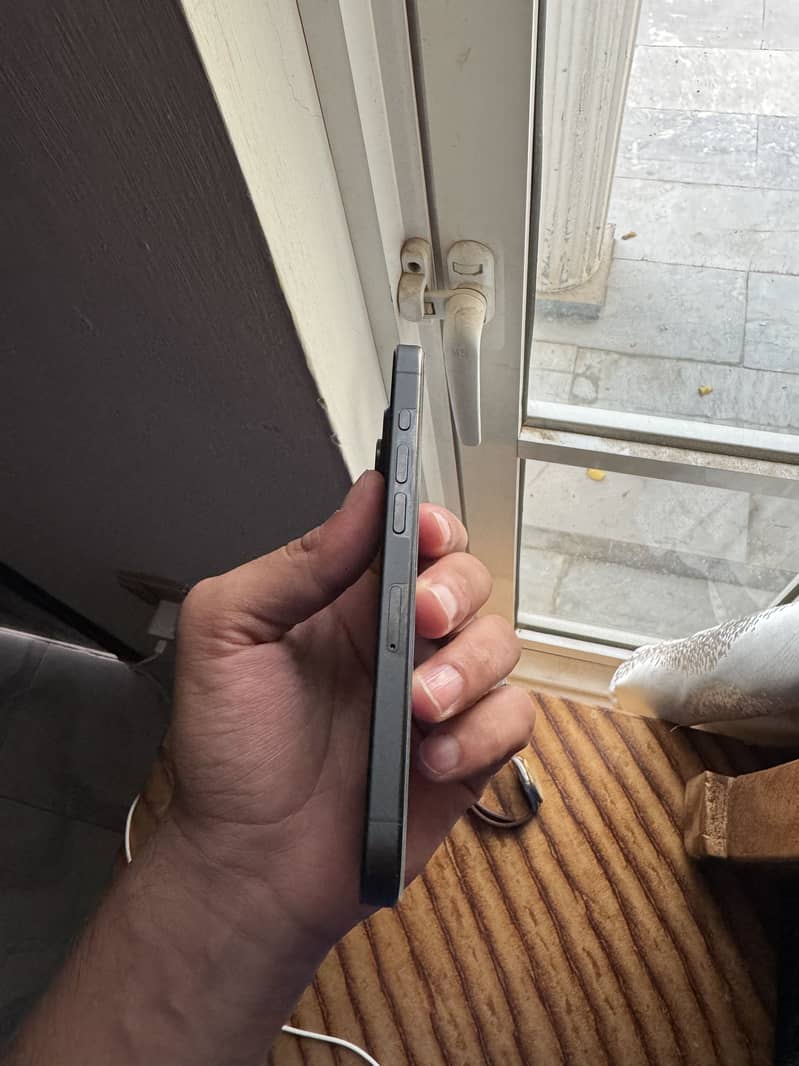 iPhone 15 Pro bypass 5