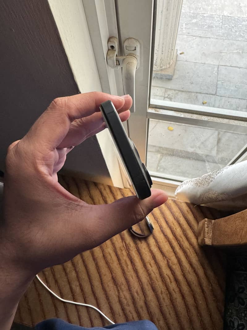 iPhone 15 Pro bypass 6