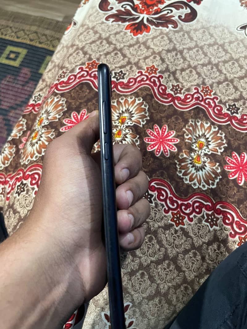 Honor 7C 4