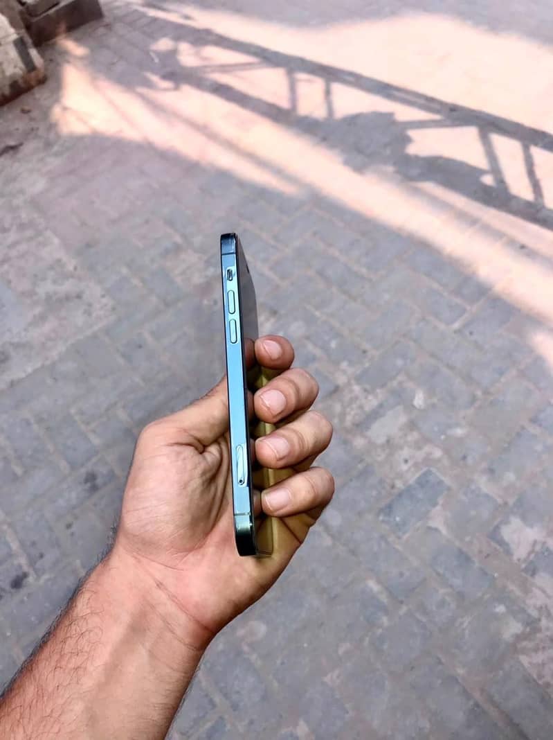 Apple iPhone 12 Pro 5