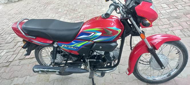 Honda brideor  red colour  registration all Punjab