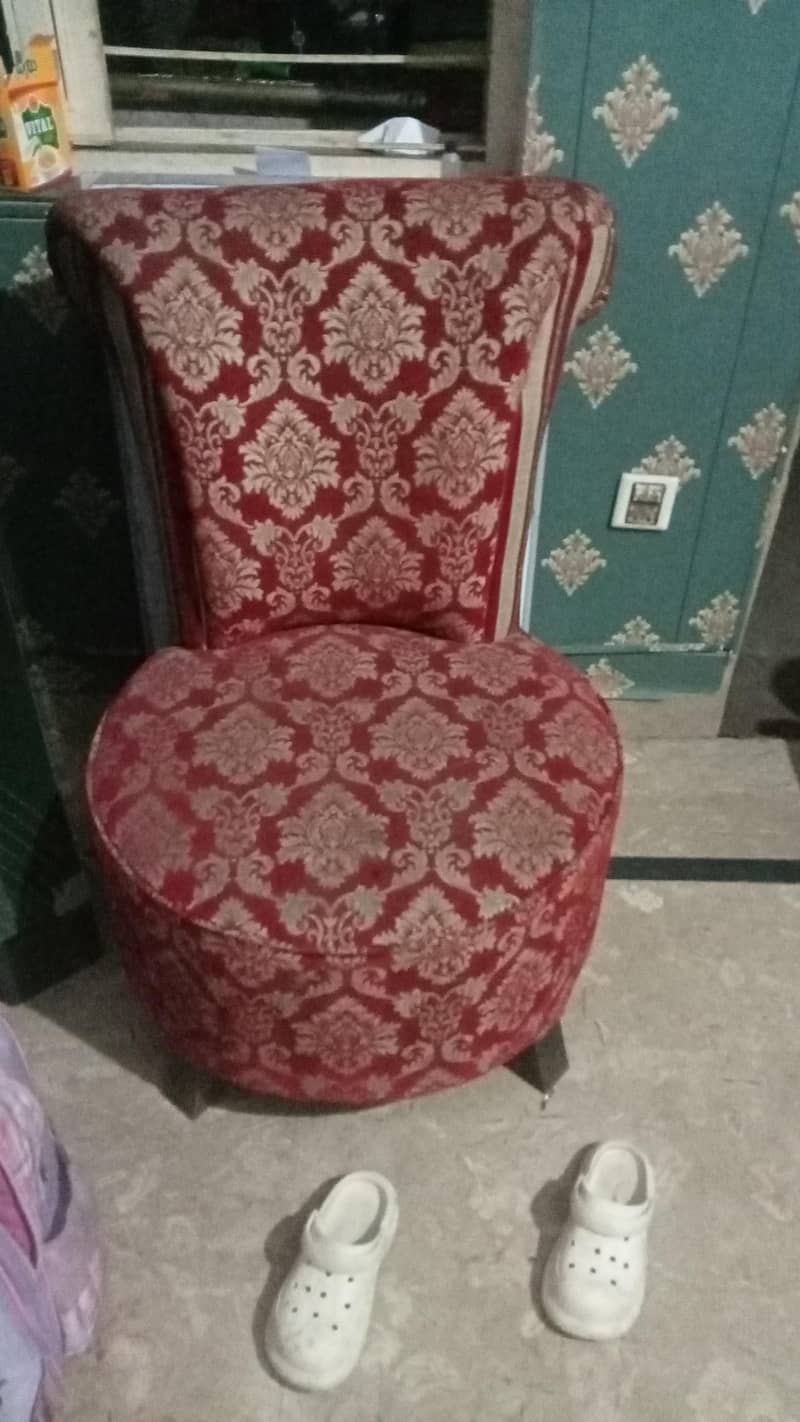 2 chair 0