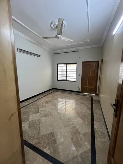 30*60 Ground Portion Available For Rent In G13 Islamabad