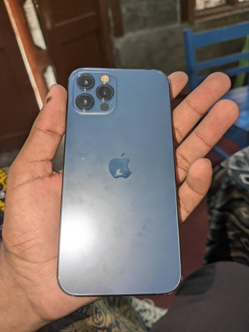 Apple iPhone 12 Pro 0
