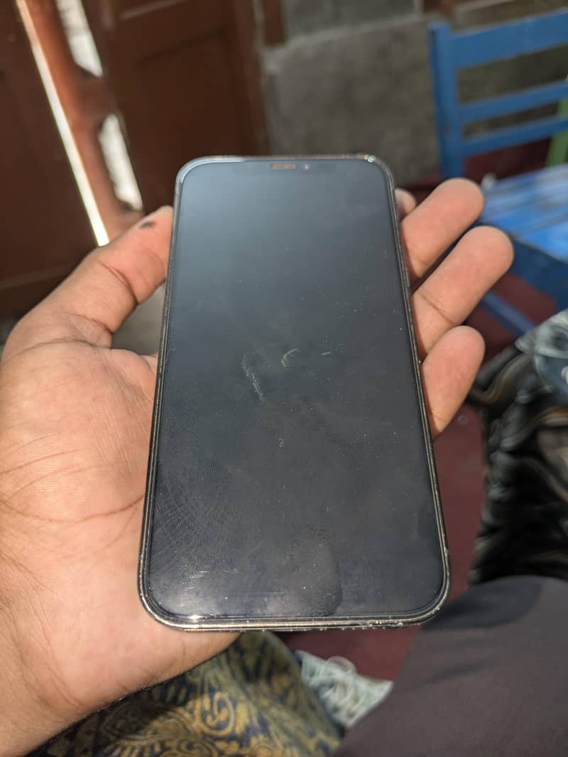 Apple iPhone 12 Pro 2