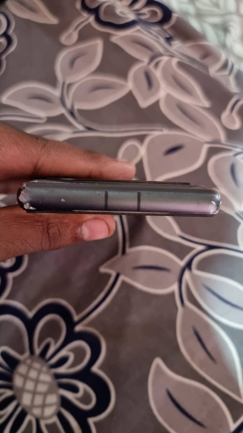 Google Pixel 7a 4