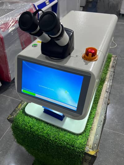 Portable laser welding machine special designed for jawelrey welding