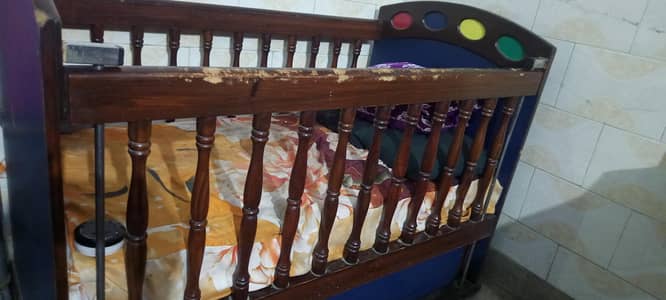 baby cot