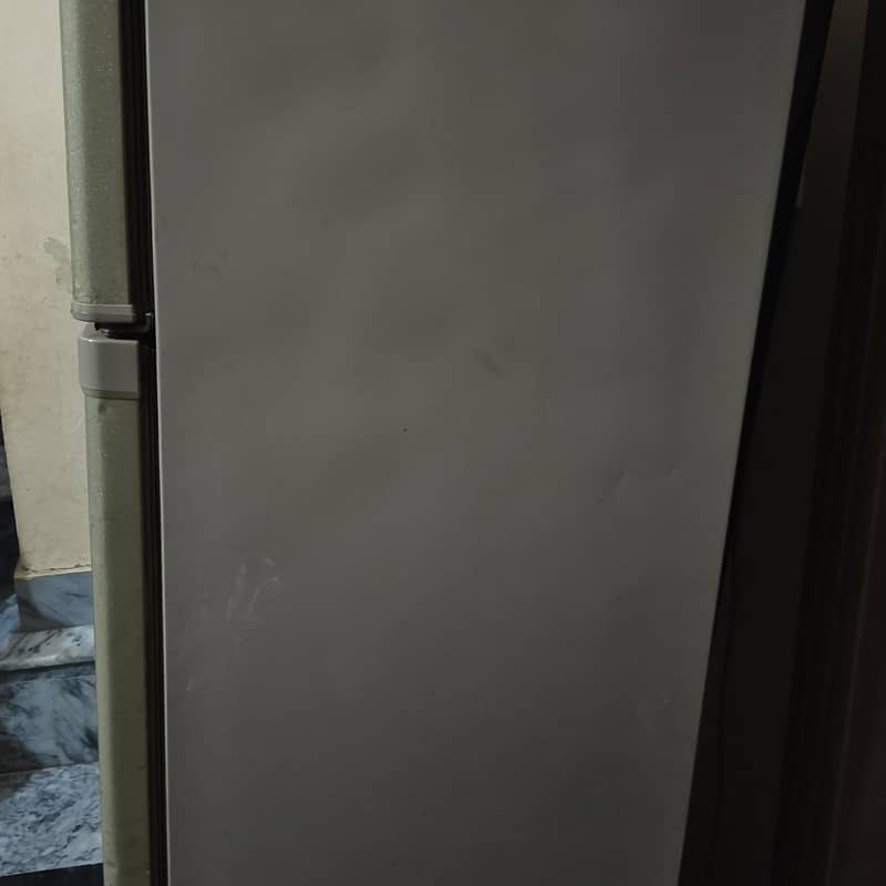 Dawlance fridge 1