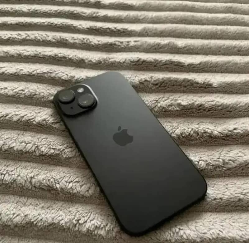 Apple iPhone 15 1