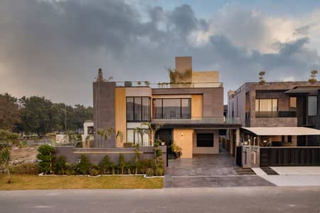 EXQUISITE 6-BEDROOM LUXURY RESIDENCE HOUSE FOR SALE IN DHA PHASE 6, BLOCK K