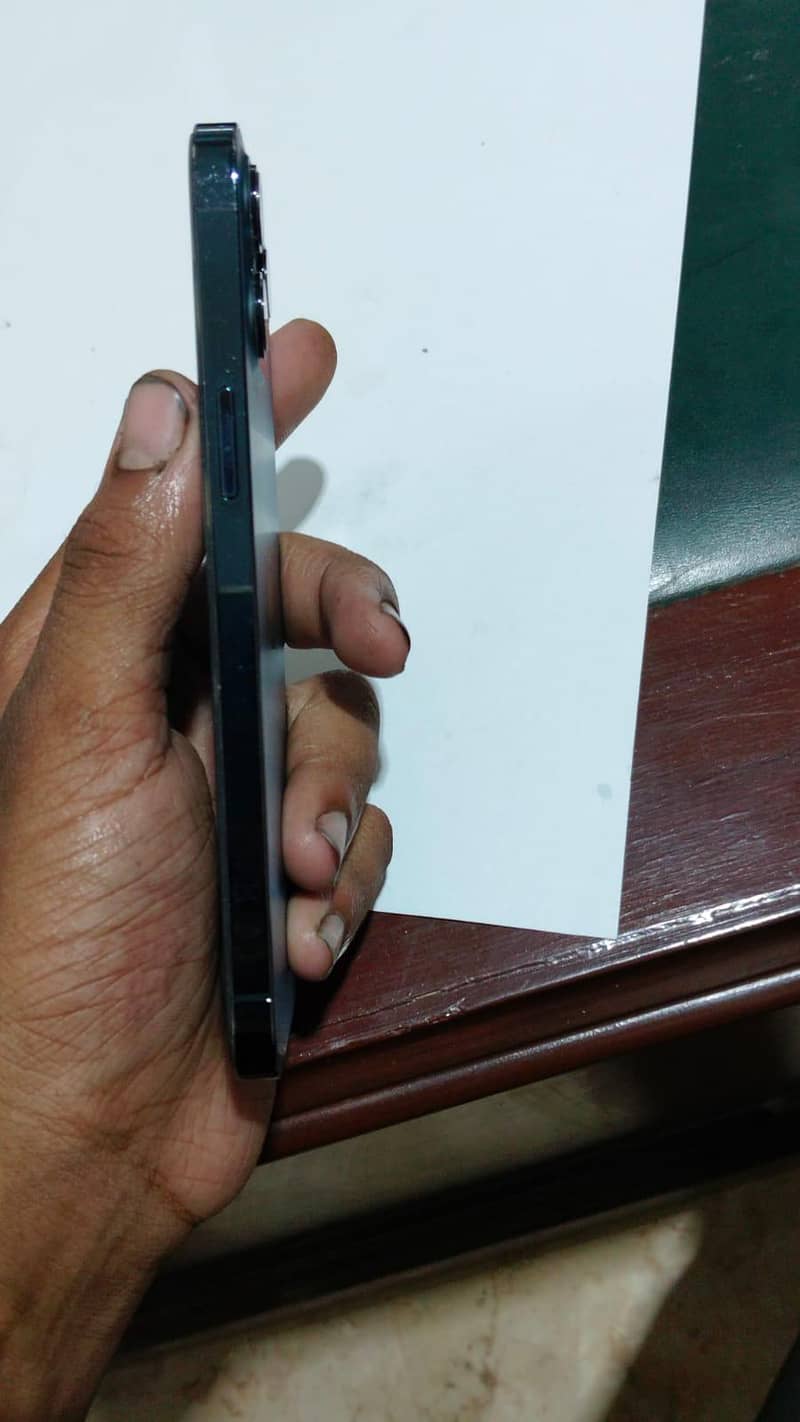 Apple iPhone 12 Pro Max 6
