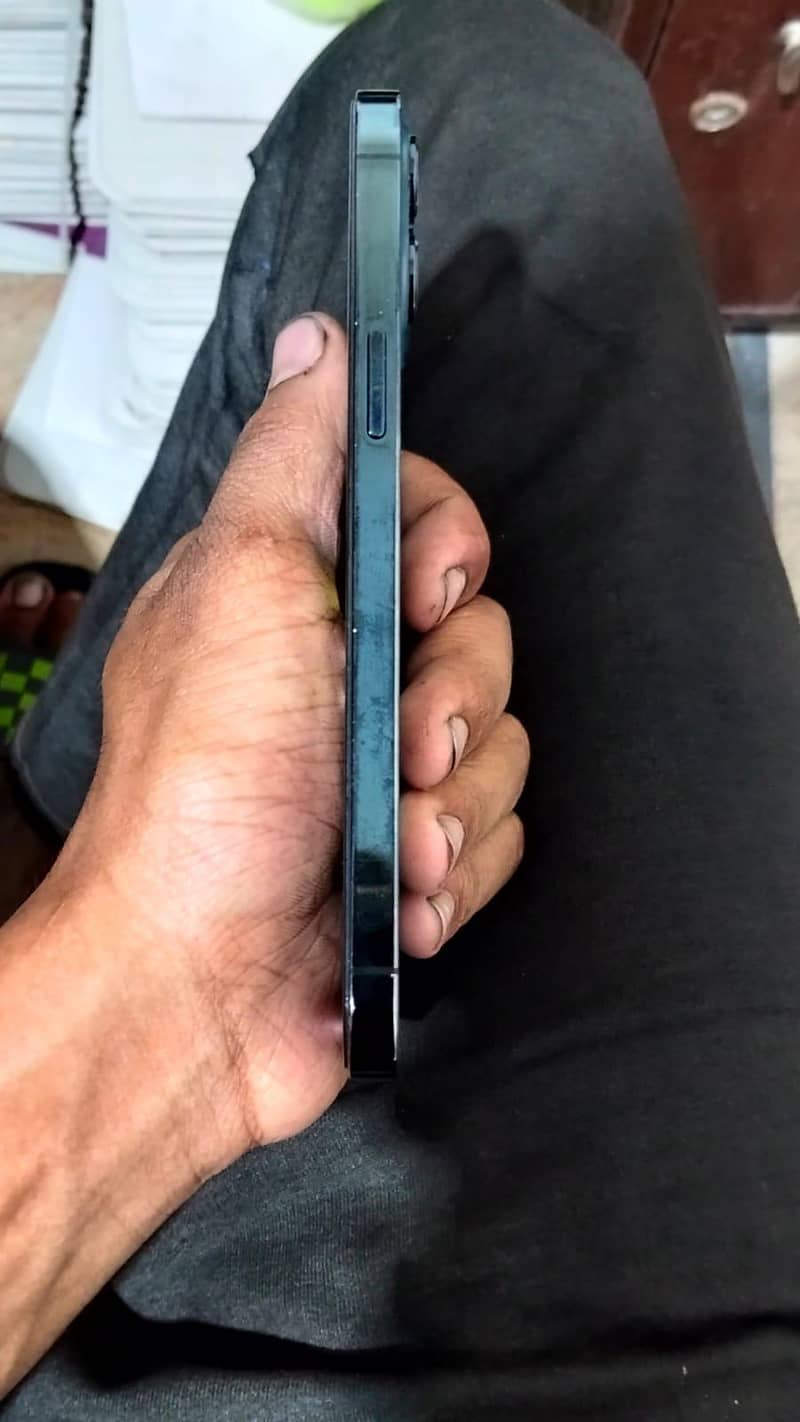 Apple iPhone 12 Pro Max 7