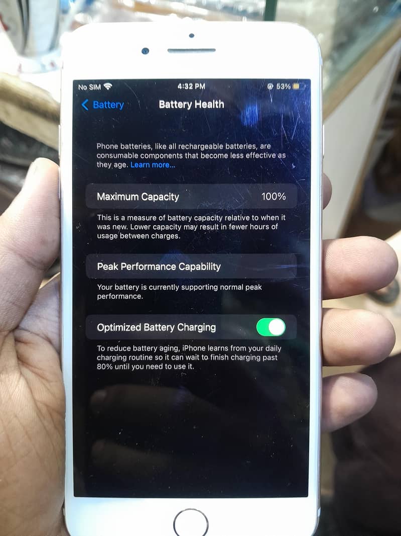 Apple iPhone 7 Plus 2