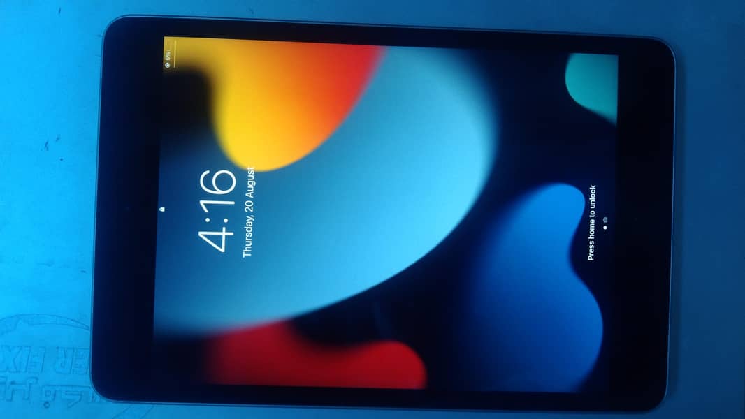 Ipad mini 4 16 gb (negotiable) 1