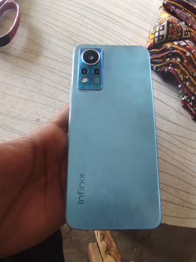 Condition 9/10. all ok set. 5000MH battery 6+128Gb. with box & charging.